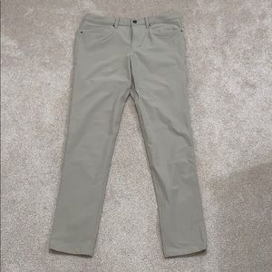 Lululemon ABC pant slim